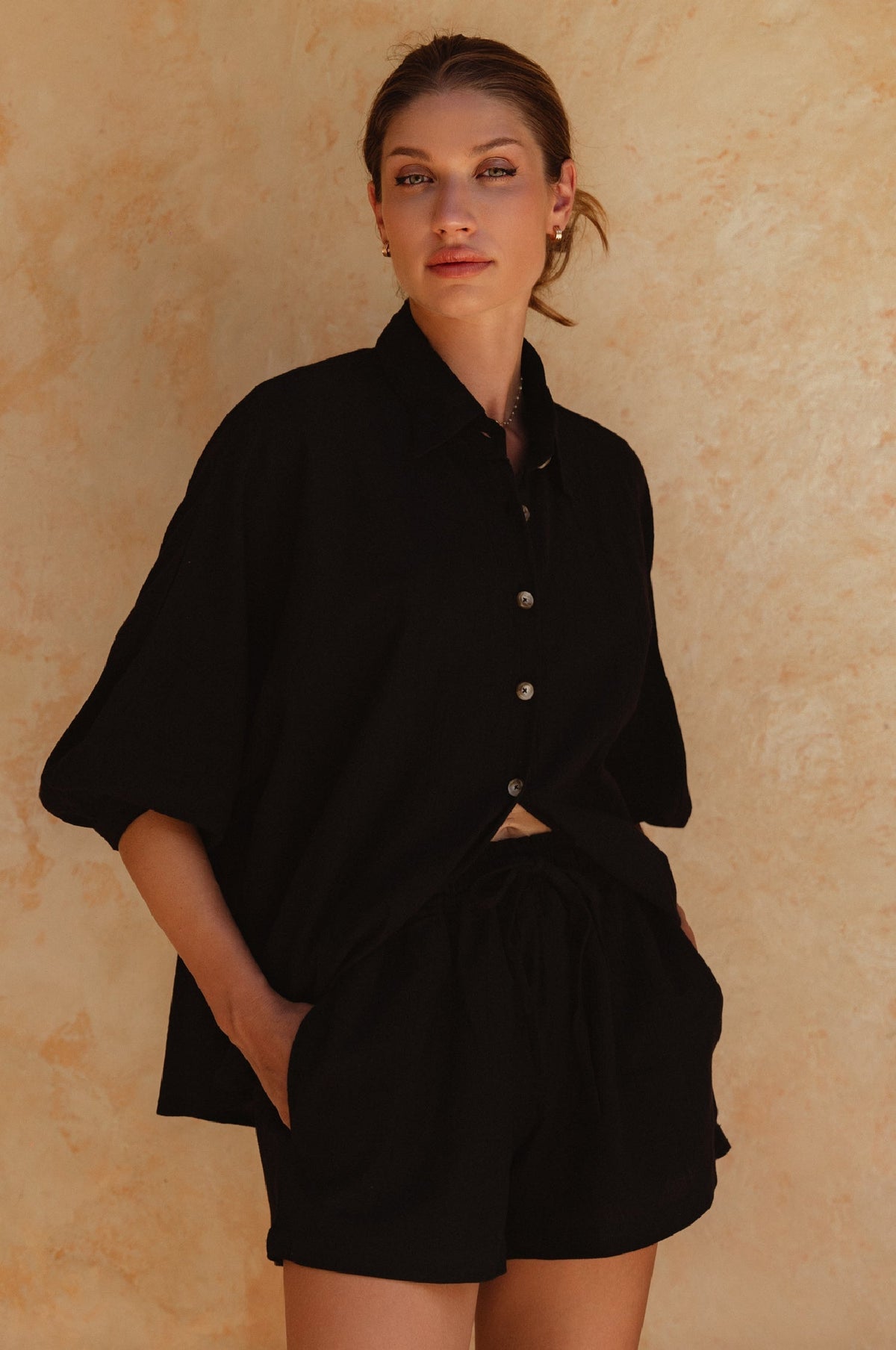 Amio Linen Shorts (Sale)