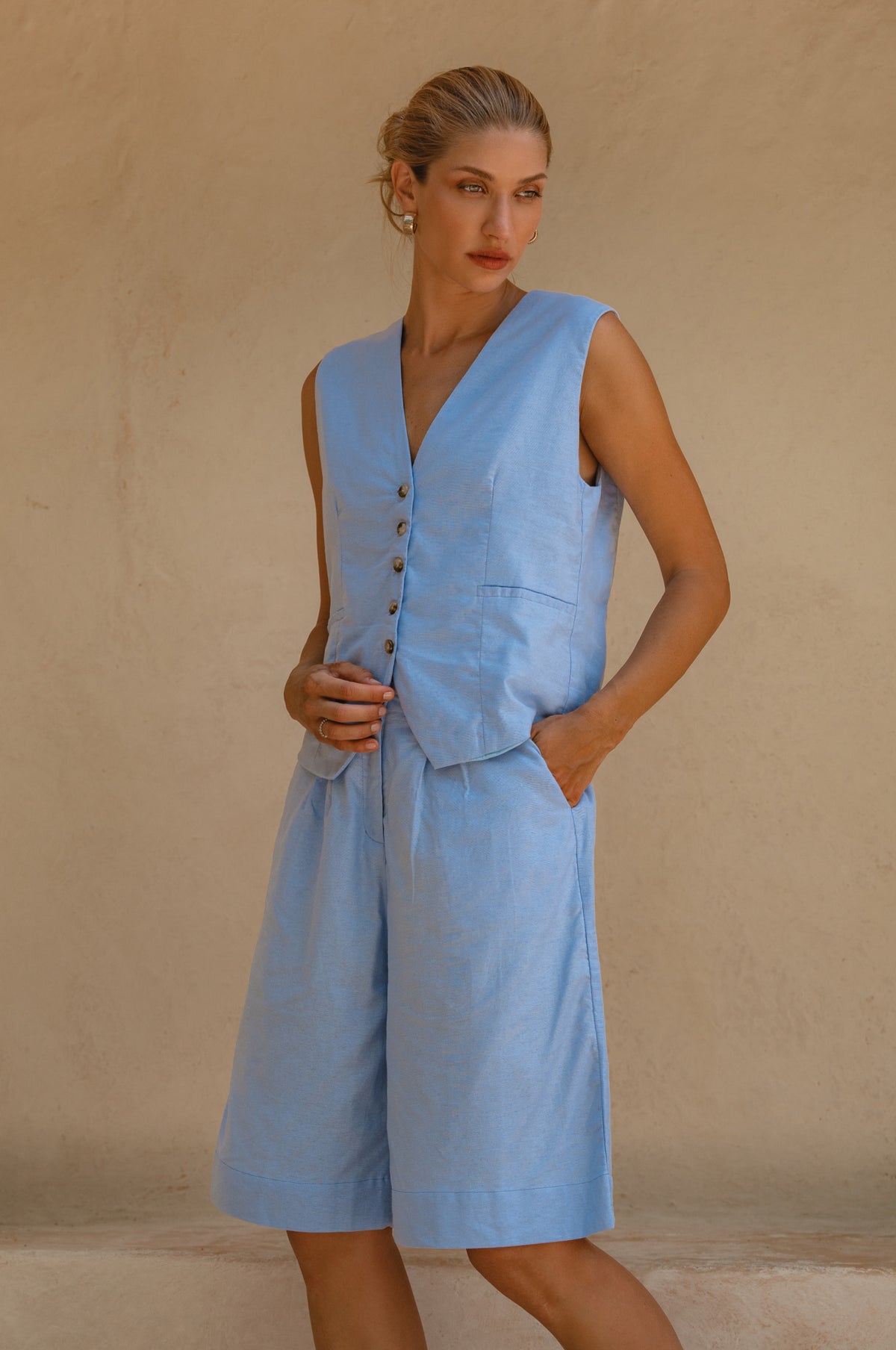 Faro Bermuda Linen Shorts