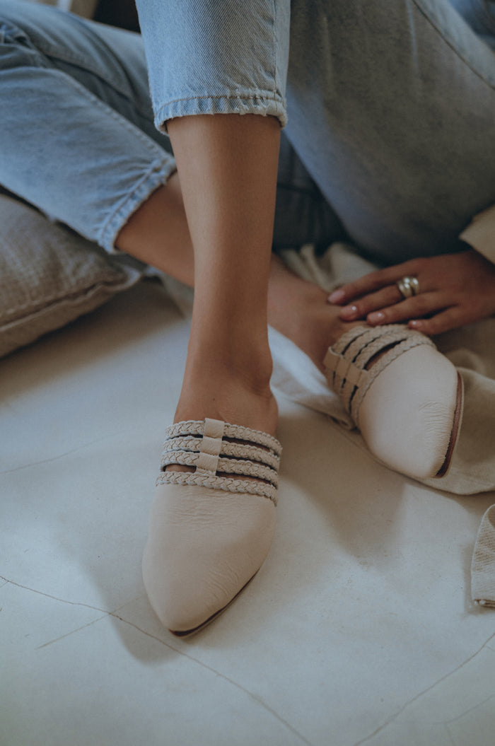 Breeze Pointy Toe Loafers