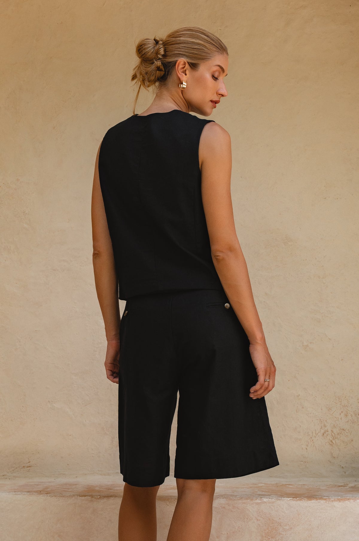 Faro Bermuda Linen Shorts