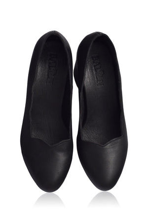 
                  
                    Alia Classic Leather Heels (Sz. 4, 8 & 8.5)
                  
                
