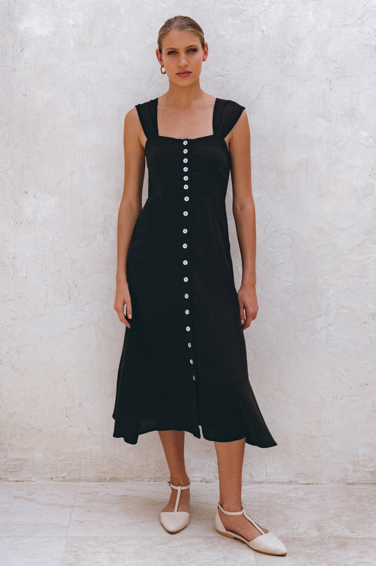 Mira Linen Midi Dress